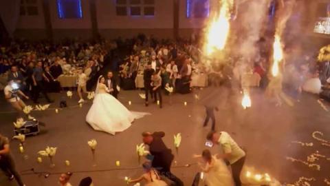 كيف نجا العروسان في حفل زفاف العراق؟.. «طبال