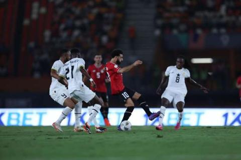 محمد صلاح يتلقى صدمة جديدة قبل مباراة منتخب مصر